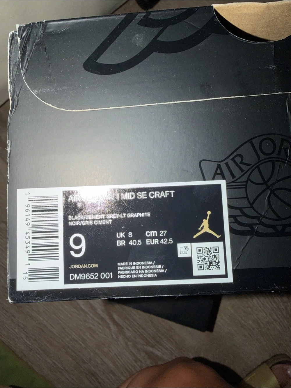 Jordan Black/Grey/White Air Jordan 1 Mid SE Craft Box Label